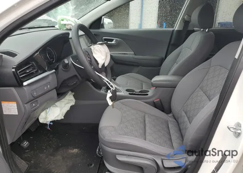 2020 Kia Niro Lx z USA, uszkodzony, nr VIN KNDCB3LC2L5363227